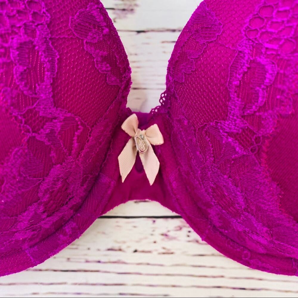 Victoria’s Secret padded perfect coverage - Picture 2 of 7